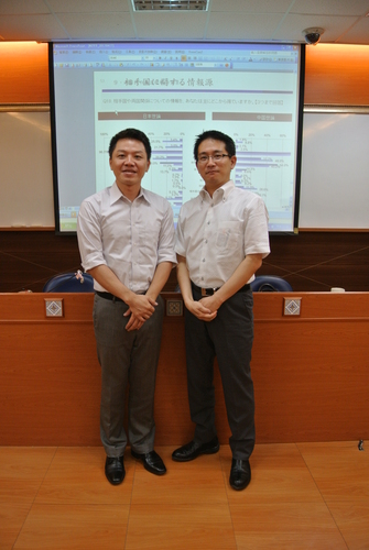 20130417 日本慶応大学総合研究部 加茂具樹准教授　日本研究者講座图片