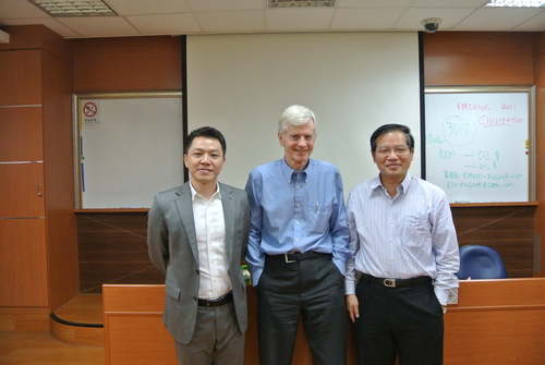 20130226 加拿大前國會議長 David Kilgour老師進行社會科學究專家講座圖片