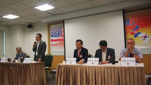 20170525 林文程主任與郭育仁執行長出席「川習會與朝鮮半島危機」座談會0圖片