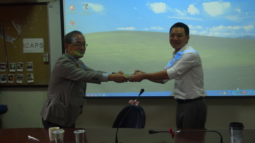 20140923 Dr. Suehiro Akira, Professor of School of Social Science, University of Tokyo shared his perspectives in his lecture 